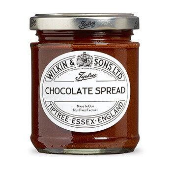 W&S Chocolate Spread 205g Glas: Das Chocolate Spread im 205g Glas ist ein wahres Meisterwerk der Feinkost. Hergestellt mit...