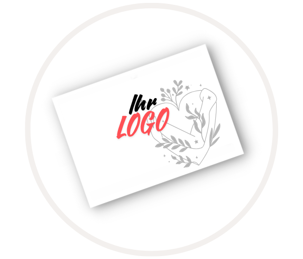 Weißes Blatt mit der Aufschrift 'Ihr LOGO' in roter und schwarzer Schrift, verziert mit einem Herz- und Blattmotiv.