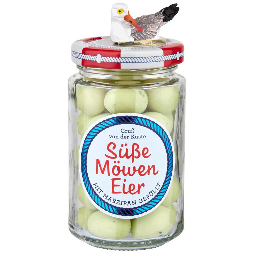 Süße Möweneier -Möwe-: Tauchen Sie ein in die Welt des Genusses mit unseren exquisiten Marzipan-Möweneiern. Diese knusprig...